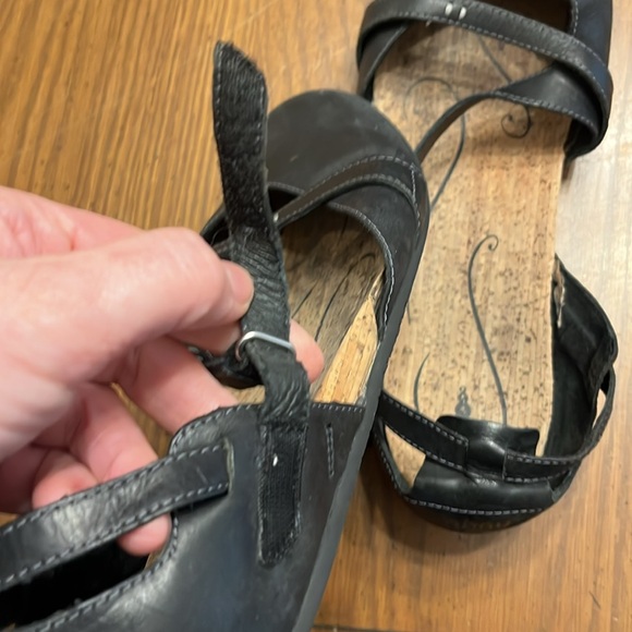 Ahnu Karma Flat Black Leather Maryjane Shoe Womens Size 11 - Picture 5 of 7